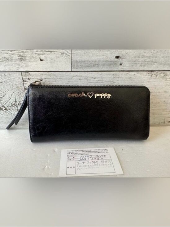 Coach Handbags - Coach Poppy Zip Wallet EUC